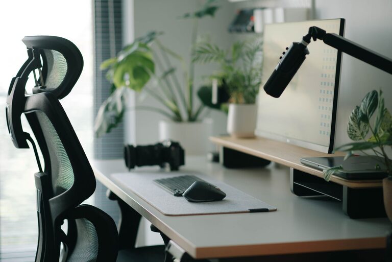 How to Set Up a Safer, More Comfortable Home Office