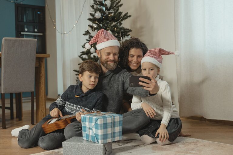 How to Use Video Calls to Stay Connected With Family